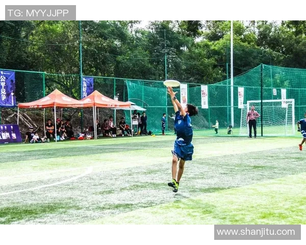 深圳飞盘队包夹战术分析与比赛表现的得失探讨 深圳飞盘队包夹战术分析与比赛表现的得失探讨